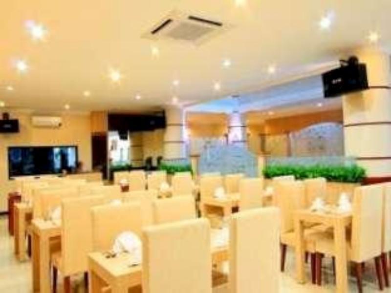 Hotel Marina อัมบอน ภายนอก รูปภาพ