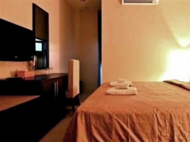 Hotel Marina อัมบอน ภายนอก รูปภาพ
